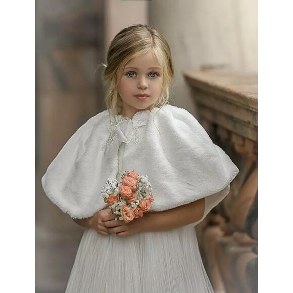 NWT Dollcake Faux Fur Cape - Picture 1 of 7